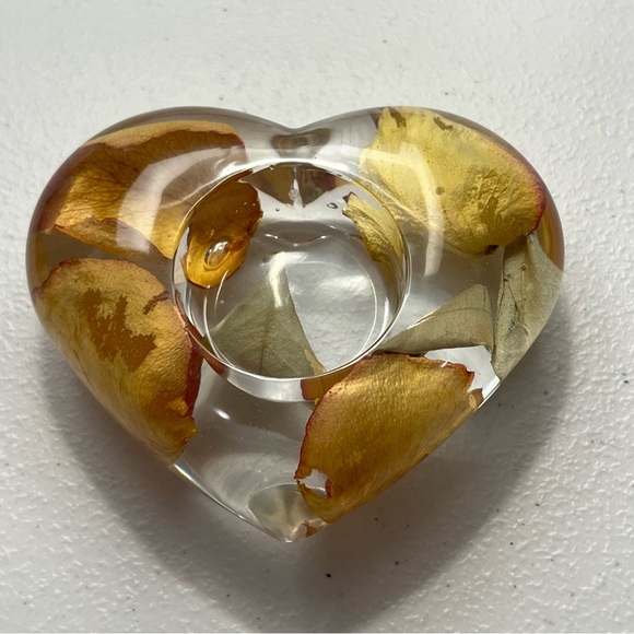 Handmade resin candle holder - Picture 1 of 6